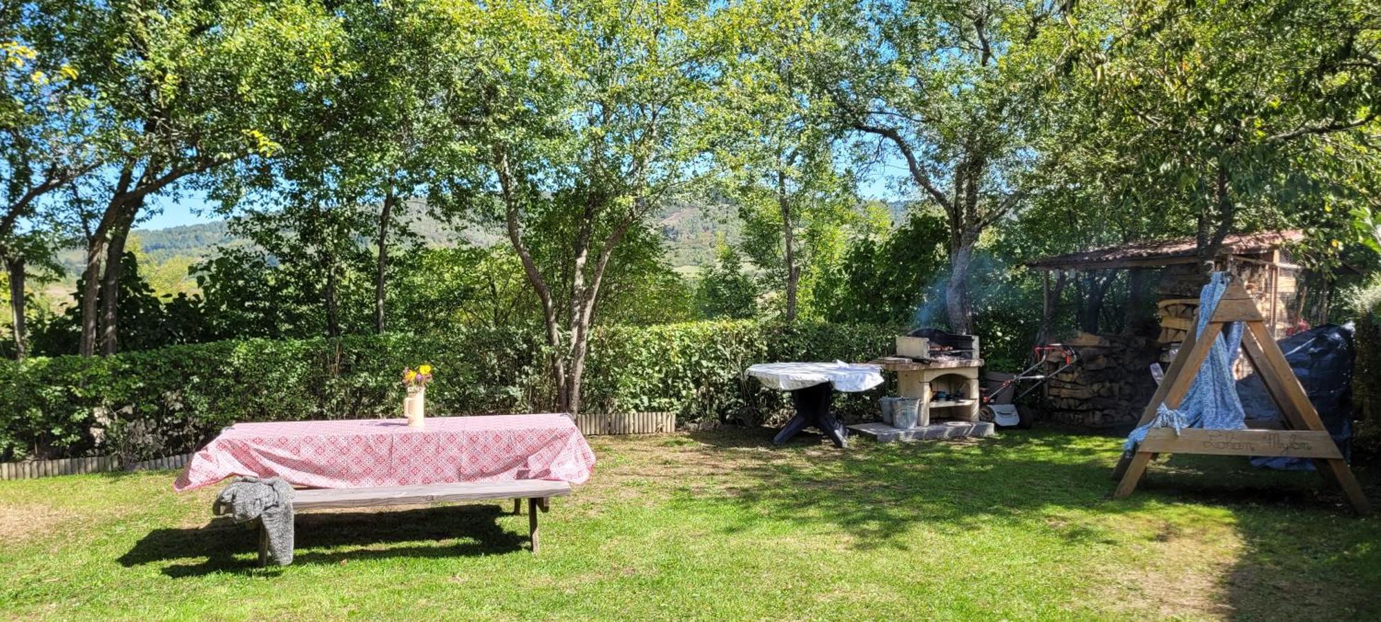 Grande maison de montagne rénovée, du charme Rodome Extérieur photo